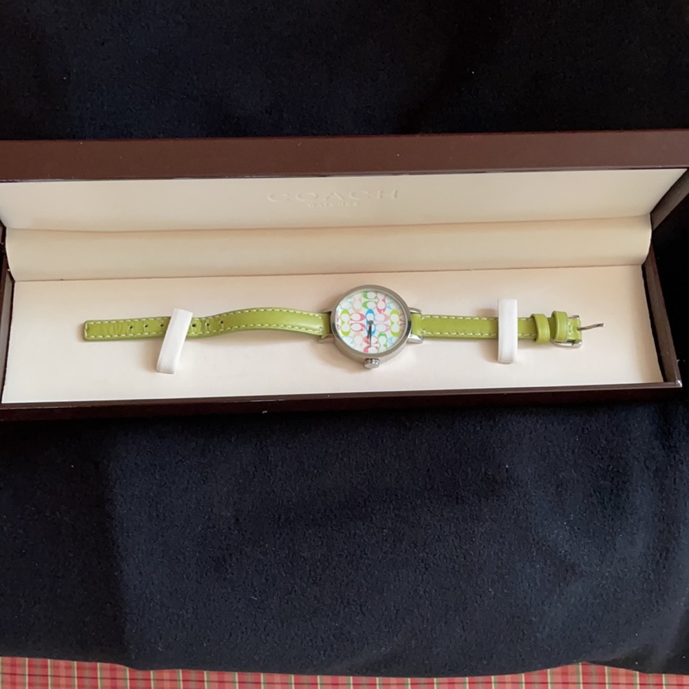 Authentic Coach Watch - image 4